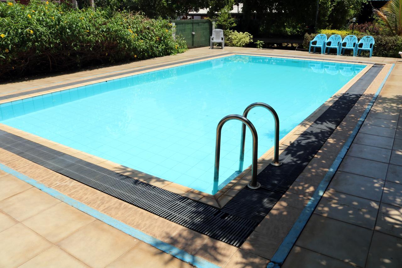Margosa Lake Resort Anuradhapura Ngoại thất bức ảnh