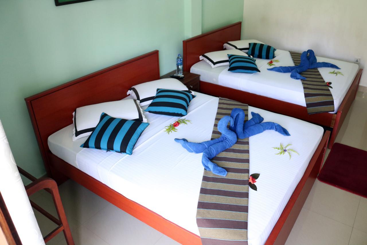 Margosa Lake Resort Anuradhapura Ngoại thất bức ảnh